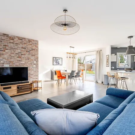 Nouveau ! Bulle D'air - Maison Avec Piscine بيت للعطل *